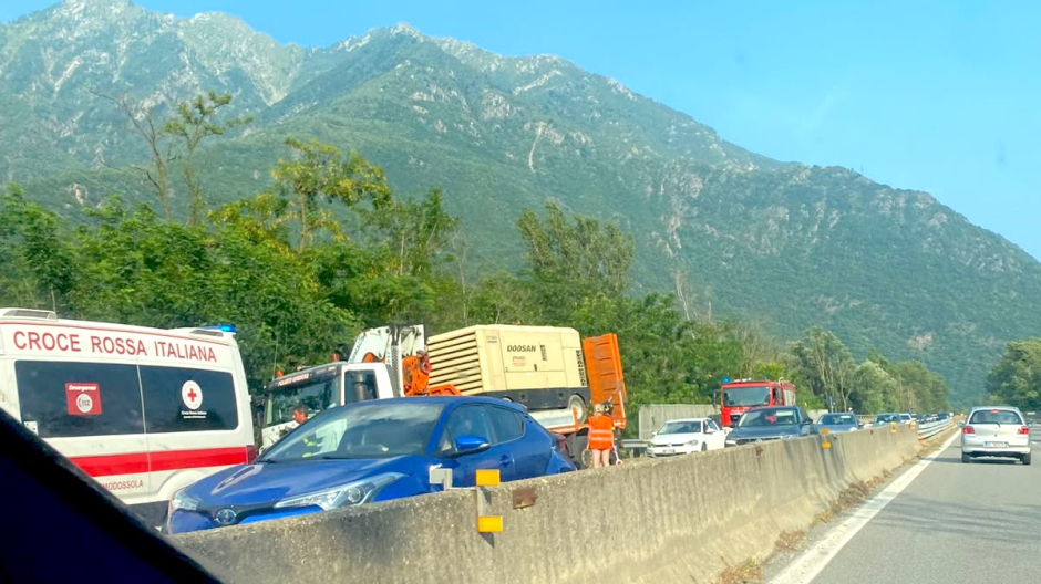 Incidente sulla SS33 a Piedimulera, code in direzione nord